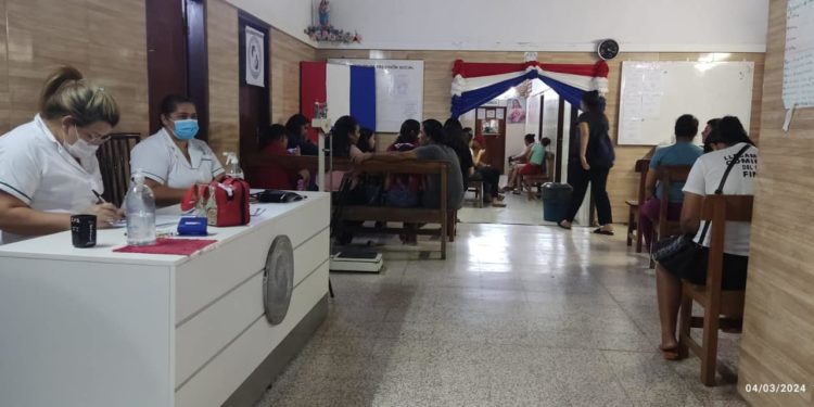 Consultorio nocturno del IPS de Villa Hayes atiende a más de 50 pacientes en su primer día