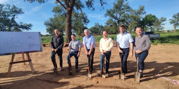 Dieron palada inicial a las obras de construcción del nuevo Colegio Johannes Gutenberg en Filadelfia