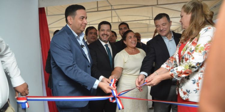 Apertura de la primera clínica de salud mental y adicciones en el departamento Central