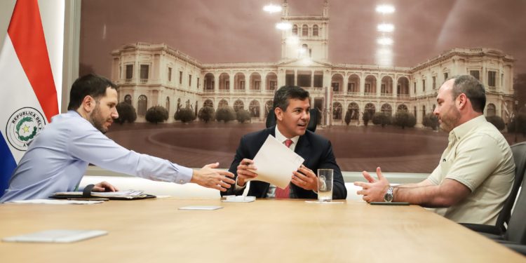 Gobierno suspende habilitación de estaciones de servicios en zonas urbanas por 60 meses