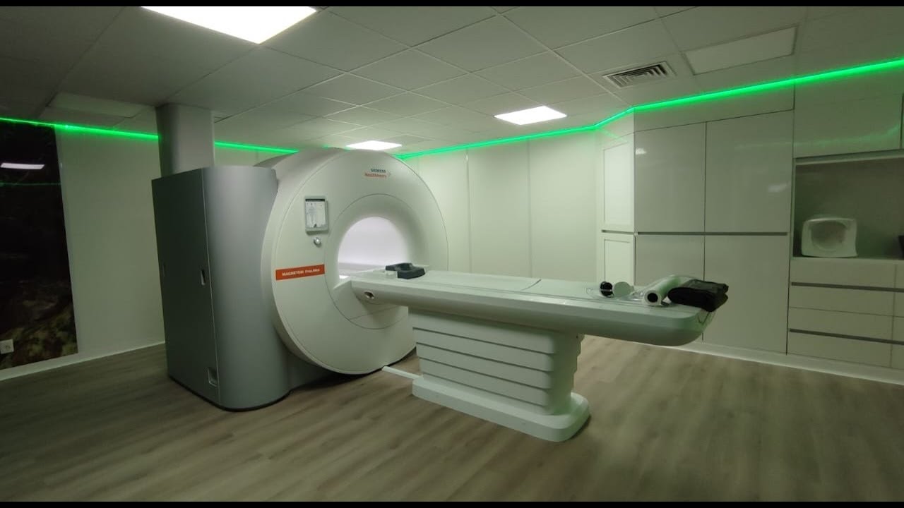El más moderno equipo de Resonancia Magnética de Paraguay está en Neuland #chacoparaguayo