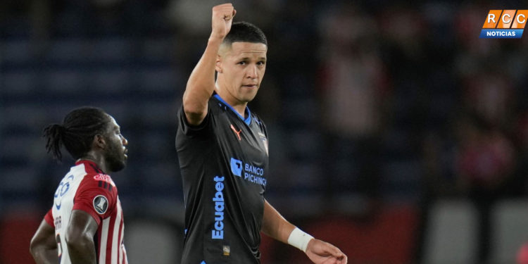 Álex Arce convirtió su primer gol en la Libertadores y sigue imparable en Liga de Quito Álex Arce convirtió su primer gol en la Libertadores y sigue imparable en Liga de Quito