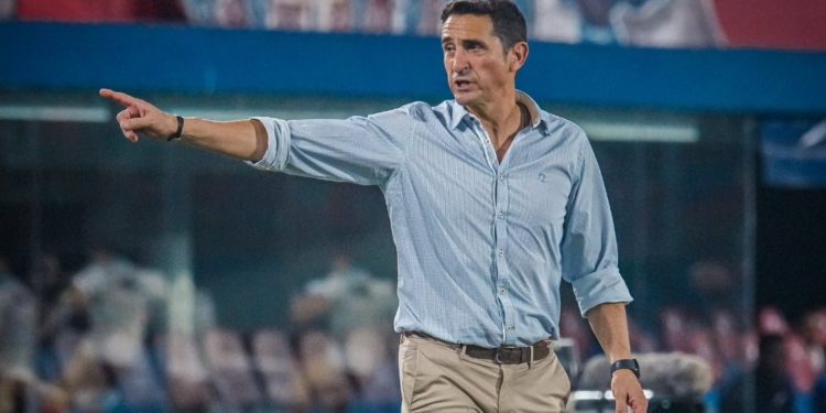 El equipo que estuvo probando Manolo para el duelo ante Colo Colo