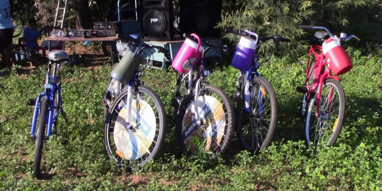 Transchaco Rally en bicicleta para celebrar día del indígena americano en Yalve Sanga