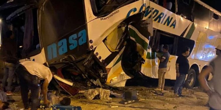 Trágico accidente en la Ruta PY09 deja muertos y varios heridos Trágico accidente en la Ruta PY09 deja muertos y varios heridos