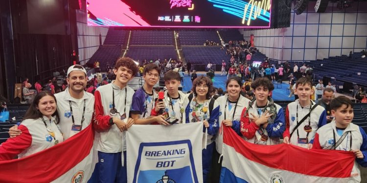 Paraguay subió al podio en Mundial de Robótica 2024 en Houston, Texas. Paraguay subió al podio en Mundial de Robótica 2024 en Houston, Texas.
