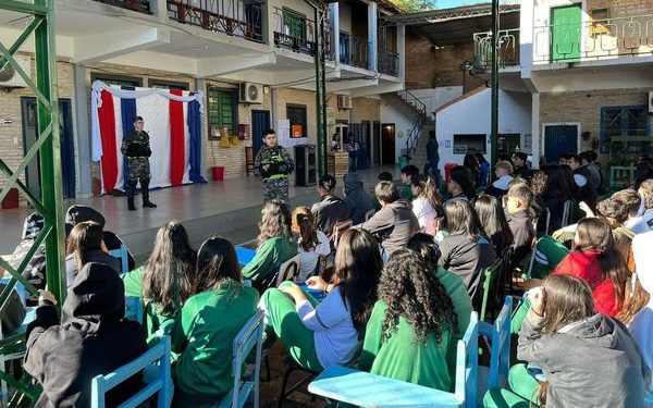 Plan Sumar coordinan estrategias para prevenir el uso de sustancias psicoactivas en escuelas