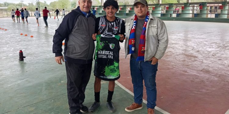 Joven promesa del futsal es convocado a la Selección de Mariscal Estigarribia