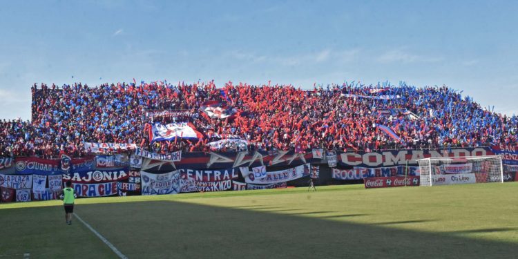Cerro Porteño convoca una gran multitud en Ciudad del Este
