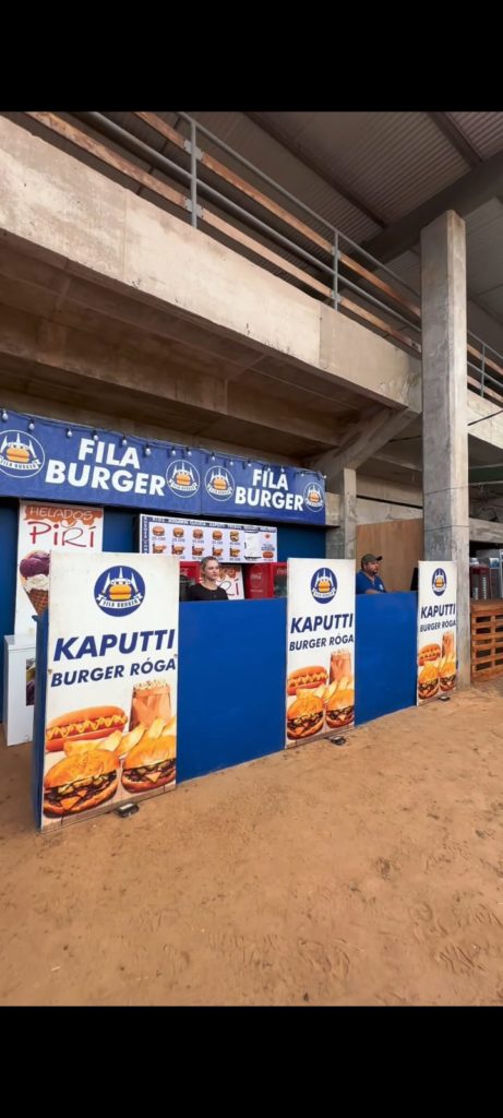 Éxito gastronómico: Fila Burguer destacada en la Expo Rodeo Neuland
