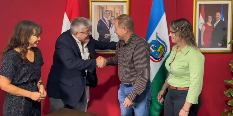 Gobernación de Boquerón respalda iniciativa para declarar la Ideología de Género como Abuso Infantil Gobernación de Boquerón respalda iniciativa para declarar la Ideología de Género como Abuso Infantil