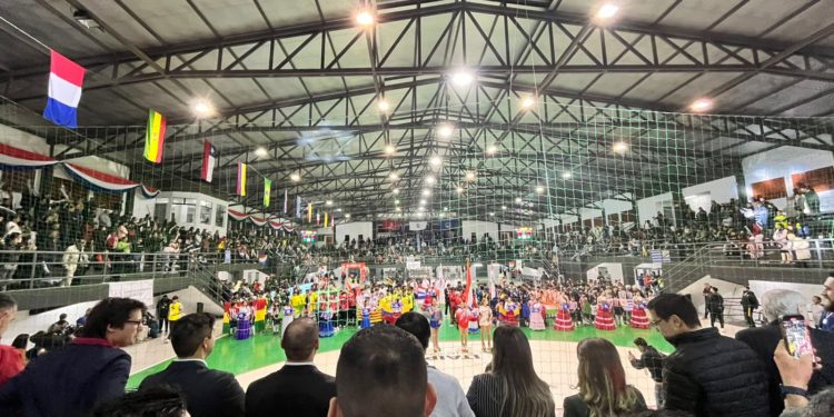 Inició el Mundial Futbol de Salón C17 en el Alto Paraná