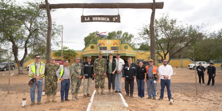 Ministra del MOPC visitó sede militar en Lagerenza y destacó obras para el desarrollo del Chaco