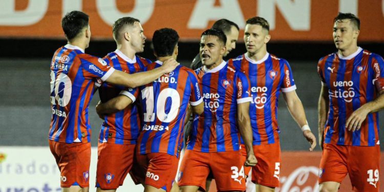 Cerro Porteño subcampeón: Los jugadores no asistieron a la ceremonía de premiación
