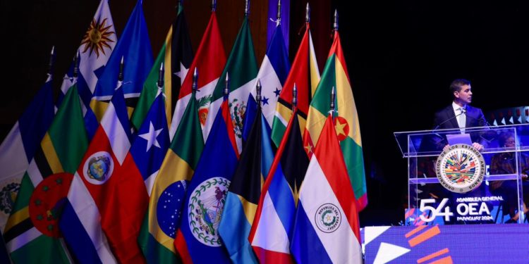 Santiago Peña: Paraguay ratifica su compromiso con la vida y la familia ante la OEA