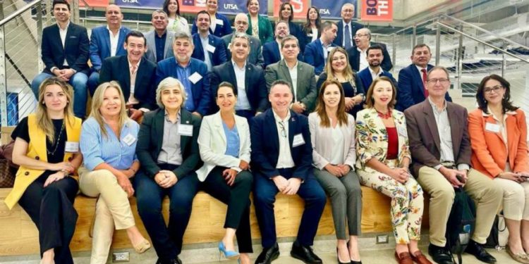 FECOPROD Ltda explora modelos de desarrollo empresarial en EE.UU. para fortalecer MIPYMES en Paraguay FECOPROD Ltda explora modelos de desarrollo empresarial en EE.UU. para fortalecer MIPYMES en Paraguay