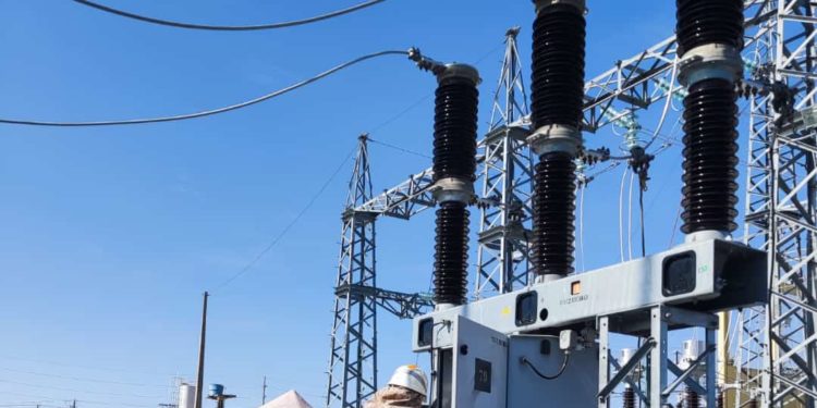 El 98,6% de las viviendas en Paraguay, tiene acceso a energía eléctrica.