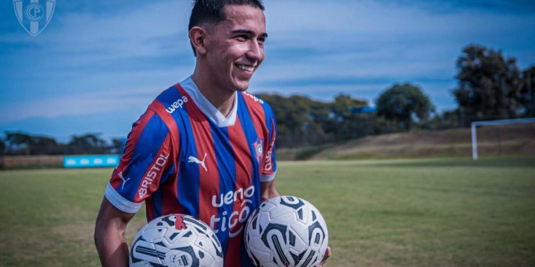 Wolverhampton y clubes de la MLS se interesan en la joya de Cerro Porteño, Gabriel Aguayo