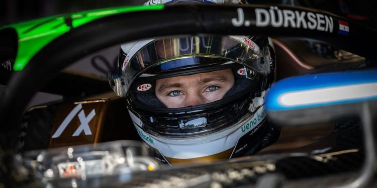 Joshua Duerksen brilla en los entrenamientos libres en Silverstone Joshua Duerksen brilla en los entrenamientos libres en Silverstone