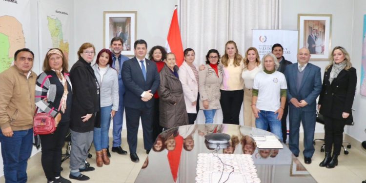 Ministra de Salud nombra a nuevo Director del INCAN