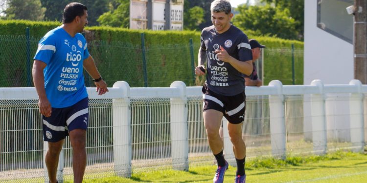 Con Julio Enciso como refuerzo, la Sub 23 se prepara para brillar en los Juegos Olímpicos