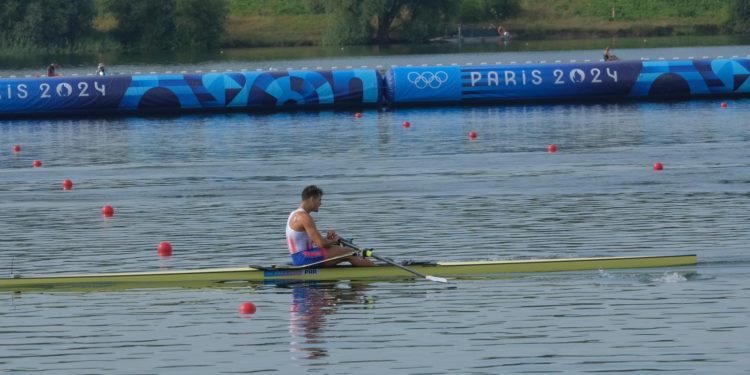 Javier Insfrán logra la mejor ubicación histórica del remo paraguayo en los Juegos Olímpicos Javier Insfrán logra la mejor ubicación histórica del remo paraguayo en los Juegos Olímpicos
