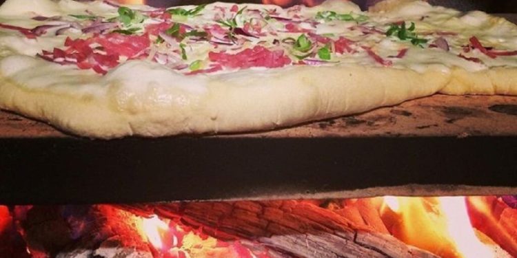 La pizza más grande de Sudamérica en el Chaco: Intentarán batir récord con una masa de 4 metros