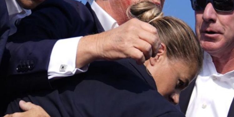 – URGENTE – Intentaron asesinar a Donald Trump en Estados Unidos. – URGENTE – Intentaron asesinar a Donald Trump en Estados Unidos.