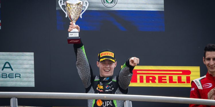 Joshua Duerksen brilla en Monza con su segundo podio en la Fórmula 2