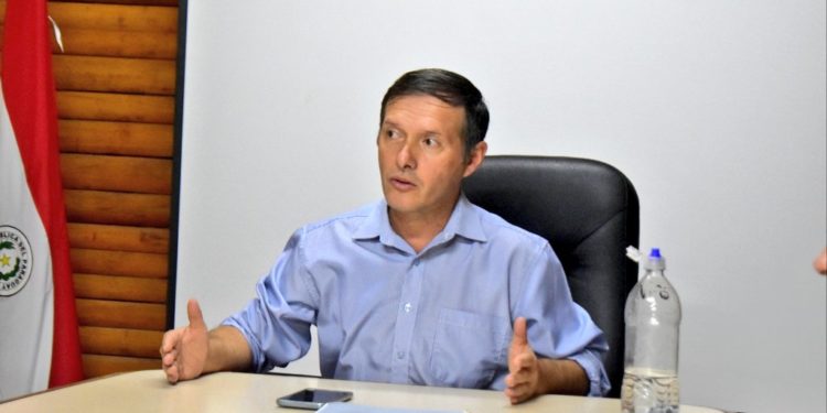 «Para mí, una de las USF sobra»: Intendente de Filadelfia cuestiona la ubicación y utilidad de las unidades de salud