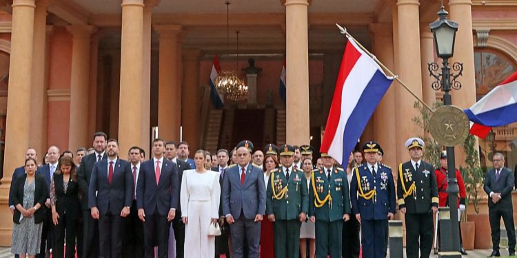 Primer año de gobierno de Santiago Peña: Avances y desafíos Primer año de gobierno de Santiago Peña: Avances y desafíos