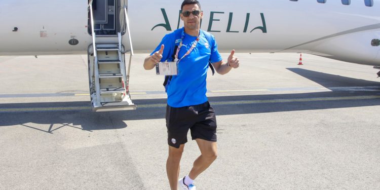 Selección Paraguaya llegó a Marsella tras los imprevistos provocados por la tormenta