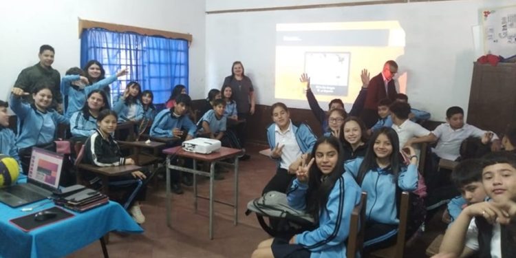 Estudiantes de Misiones reciben capacitación en prevención de drogas