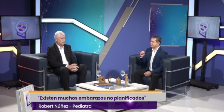 Crianza Positiva: La clave para enfrentar la realidad de los nacimientos en descenso Crianza Positiva: La clave para enfrentar la realidad de los nacimientos en descenso