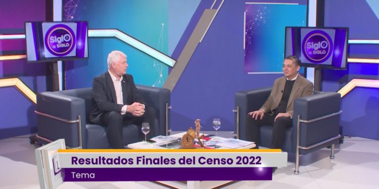 Un Análisis Exhaustivo del Censo Nacional de Población y Vivienda en un nuevo capítulo de Siglo a Siglo