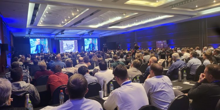 “Inspirados para Liderar”: Inició el 16° Congreso de Ejecutivos y Líderes Cristianos