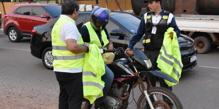 “Motociclista te quiero ver”: la nueva campaña de la Agencia Nacional de Tránsito “Motociclista te quiero ver”: la nueva campaña de la Agencia Nacional de Tránsito