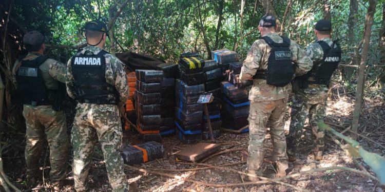 Incautan más de una tonelada de marihuana en Puerto Indio