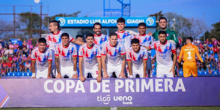 Cerro Porteño entre la efectividad de Xico Da Costa y la fragilidad defensiva ¿logrará quedarse con el superclásico? Cerro Porteño entre la efectividad de Xico Da Costa y la fragilidad defensiva ¿logrará quedarse con el superclásico?