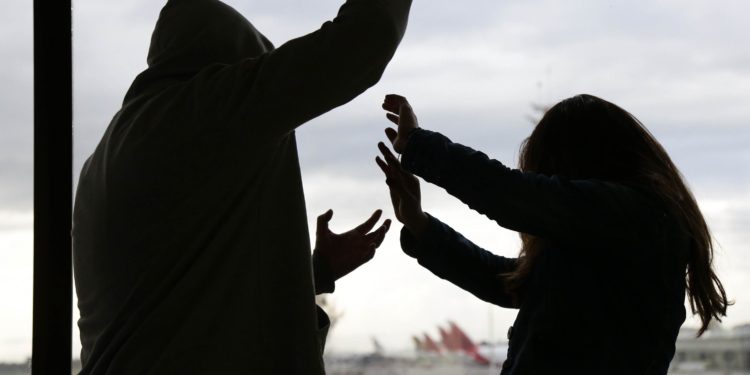 Críticas y objeciones al proyecto de juzgados especializados en violencia contra la mujer bajo la ley 5.777/16 Críticas y objeciones al proyecto de juzgados especializados en violencia contra la mujer bajo la ley 5.777/16