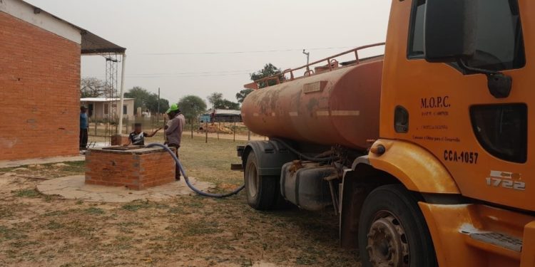 Pte. Hayes y Boquerón reciben más de 600 mil litros de agua