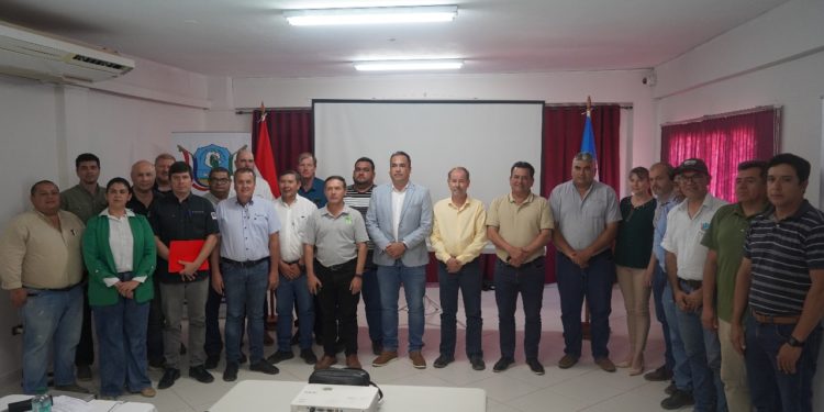 Gobernadores reactivan ‘Corporación Agua para el Chaco’ ante promesa de ESSAP de llevar agua antes de 2025 Gobernadores reactivan ‘Corporación Agua para el Chaco’ ante promesa de ESSAP de llevar agua antes de 2025