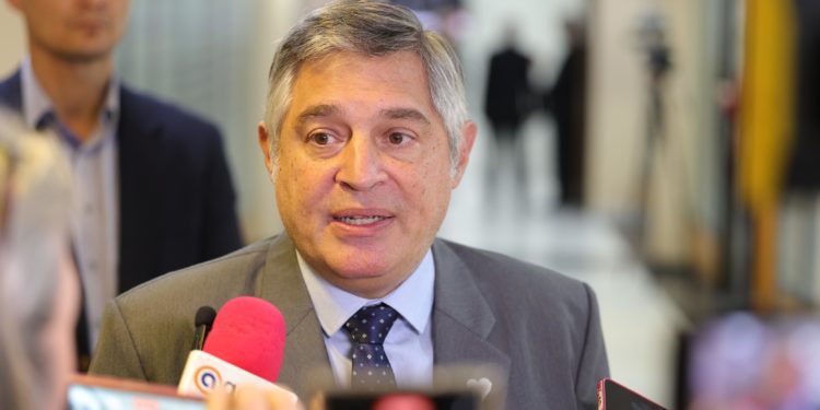 MEC presenta proyecto de USD 125 millones para renovar la infraestructura educativa en Paraguay MEC presenta proyecto de USD 125 millones para renovar la infraestructura educativa en Paraguay