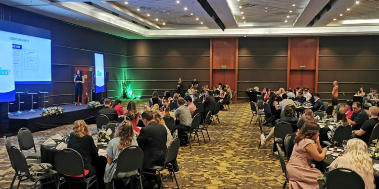 Cena benéfica “Pintando sueños” busca impulsar microemprendimientos y capacitación para combatir la pobreza