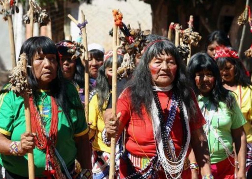 12 de Octubre: Día de la Raza y la Lucha por los Derechos de los Pueblos Indígenas