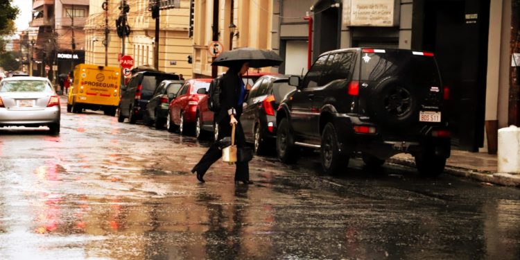 Lluvias con tormentas durante la jornada de hoy