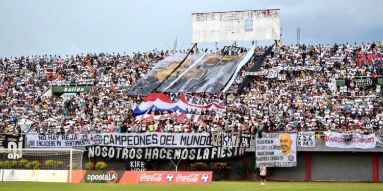 Olimpia busca redimirse en Ciudad del Este con el apoyo de su hinchada Olimpia busca redimirse en Ciudad del Este con el apoyo de su hinchada
