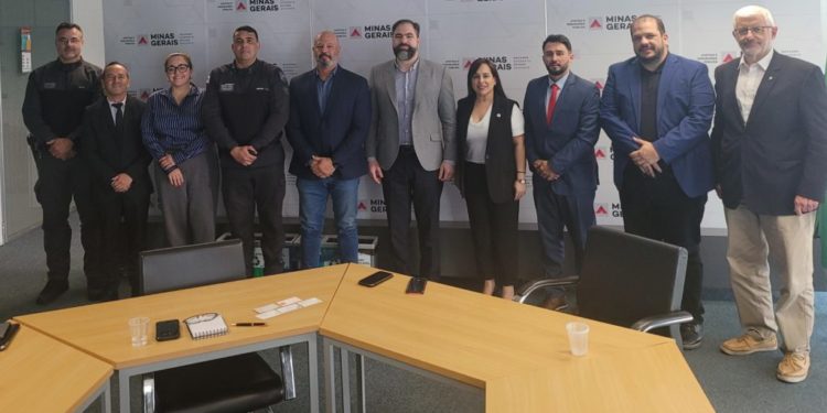 Ministro de Justicia evalúa implementar el modelo carcelario APAC en centros penitenciarios del país Ministro de Justicia evalúa implementar el modelo carcelario APAC en centros penitenciarios del país