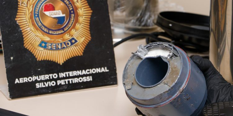 Detectan cocaína oculta en encomienda destinada a España