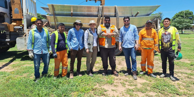 Comunidades de Carmelo Peralta recibieron elementos para ejercer sus labores Comunidades de Carmelo Peralta recibieron elementos para ejercer sus labores